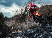  太阳队首发阵容调整 