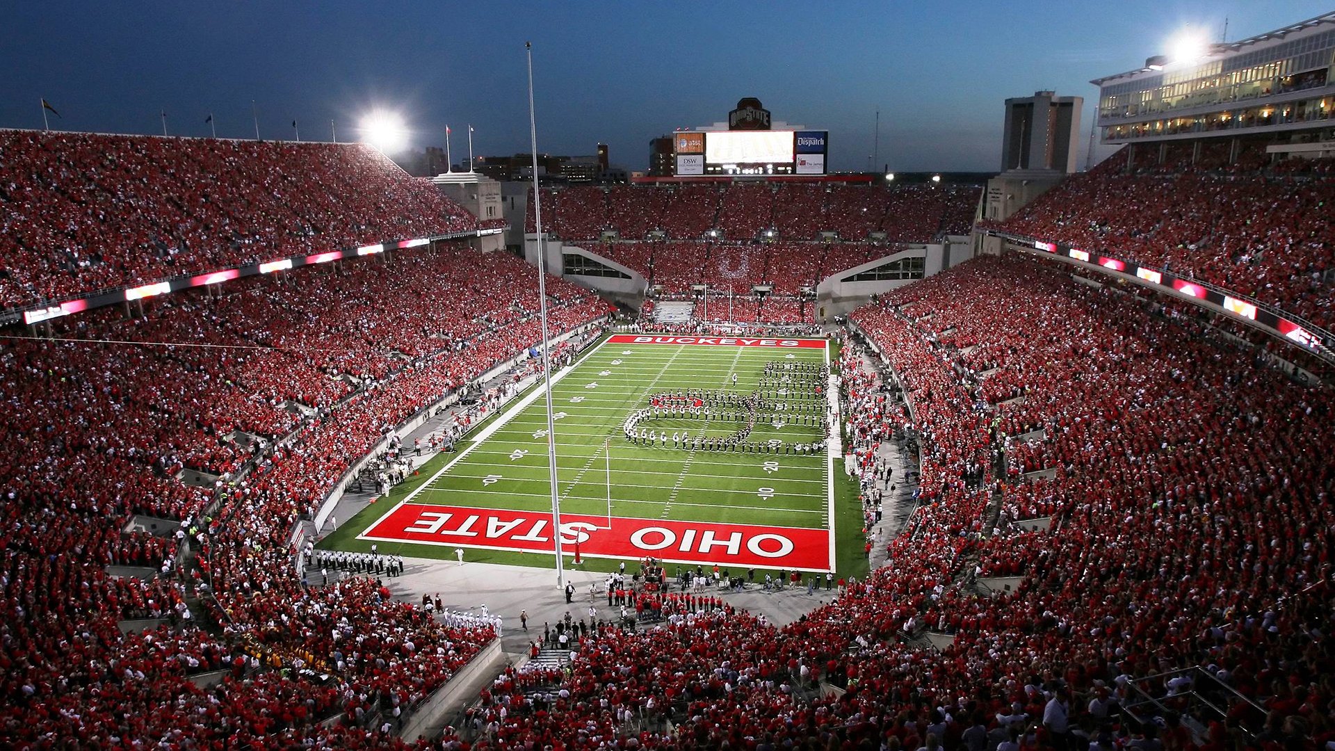 Uzi连续三场比赛得分超过出色发挥,巴塞罗那不断突破!赢得满堂喝彩