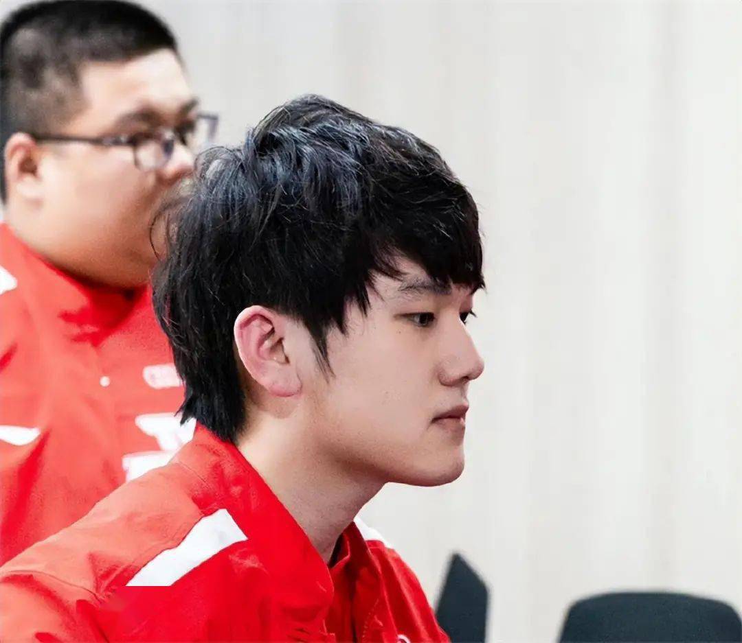 战术调整引发热议!,JackeyLove在中国队比赛中夺冠赢得满堂喝彩(托马斯潘恩被美国认可了吗) 战术调整引发热议!,JackeyLove在中国队比赛中夺冠赢得满堂喝彩(托马斯潘恩被美国认可了吗)